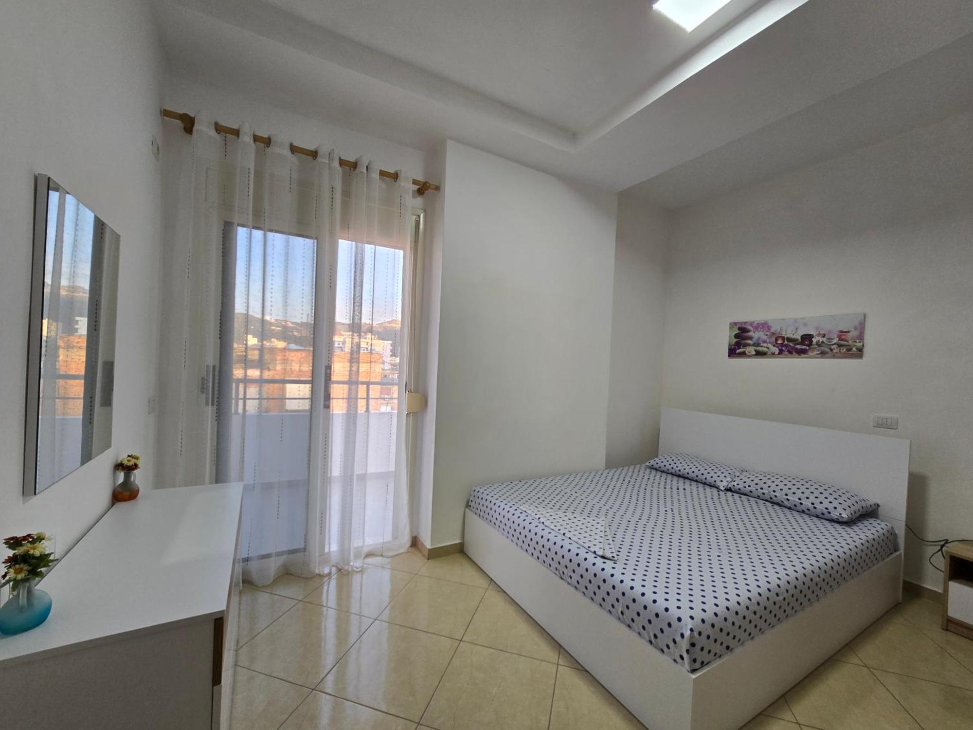 Modern , Quiet , Family Friendly & Fully Furnished Apartment Vlorë Exteriör bild