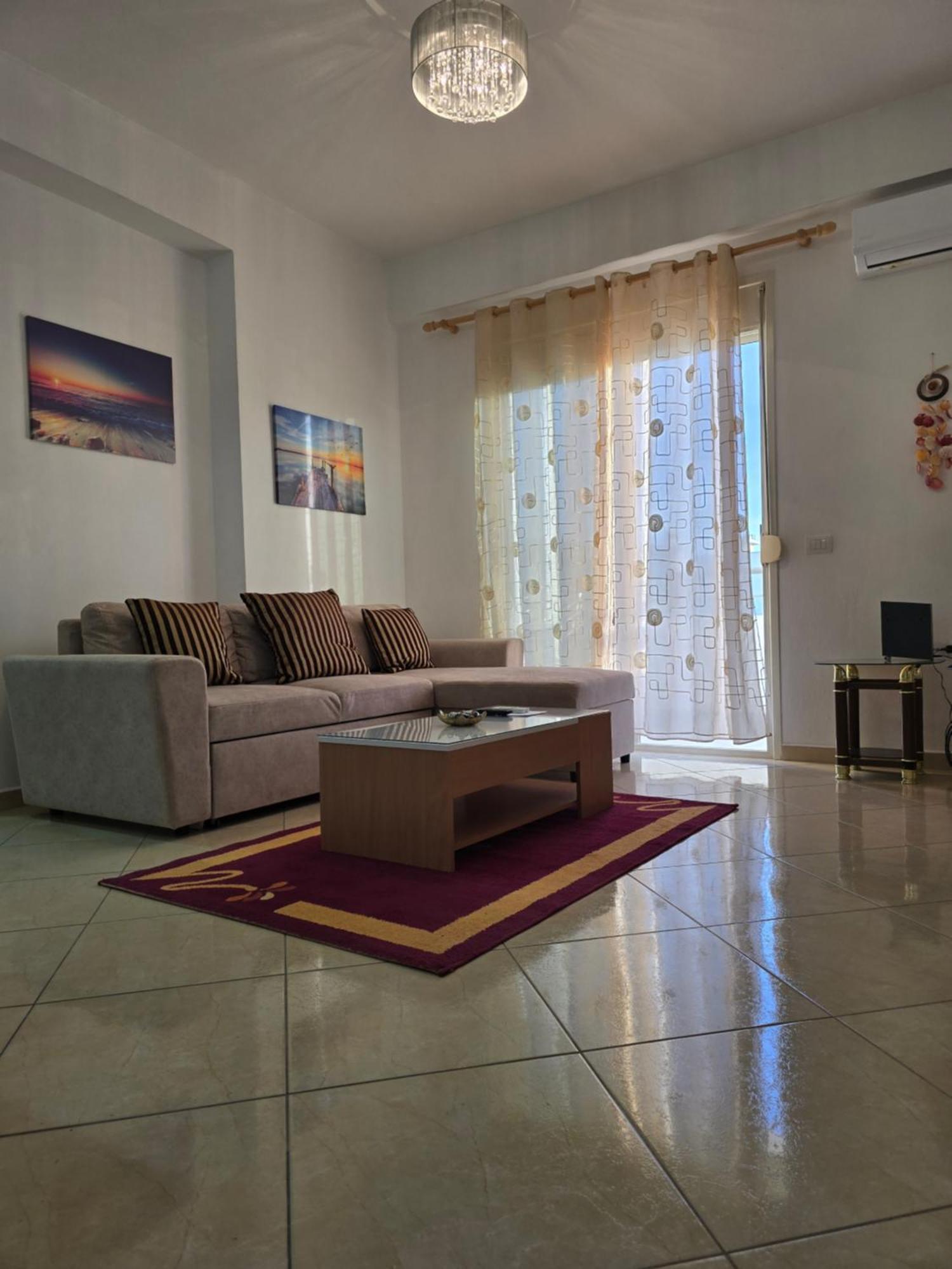 Modern , Quiet , Family Friendly & Fully Furnished Apartment Vlorë Exteriör bild
